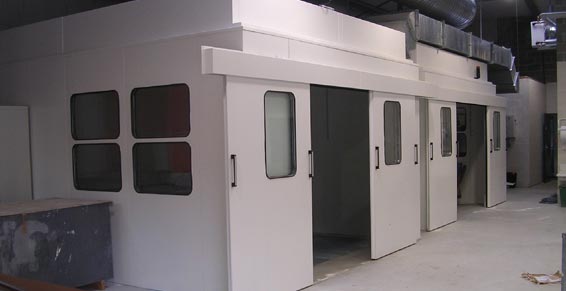 Projection booth of gel coat, sanding and trimming